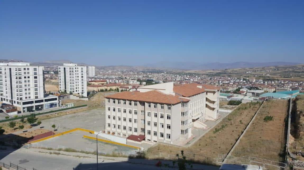Şehit Piyade Binbaşı Zafer Kılıç Anadolu İmam Hatip Lisesi Fotoğrafı